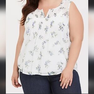 Torrid Floral Crinkle Pintuck Tank 1X | Plus Size Flowy Summer Top